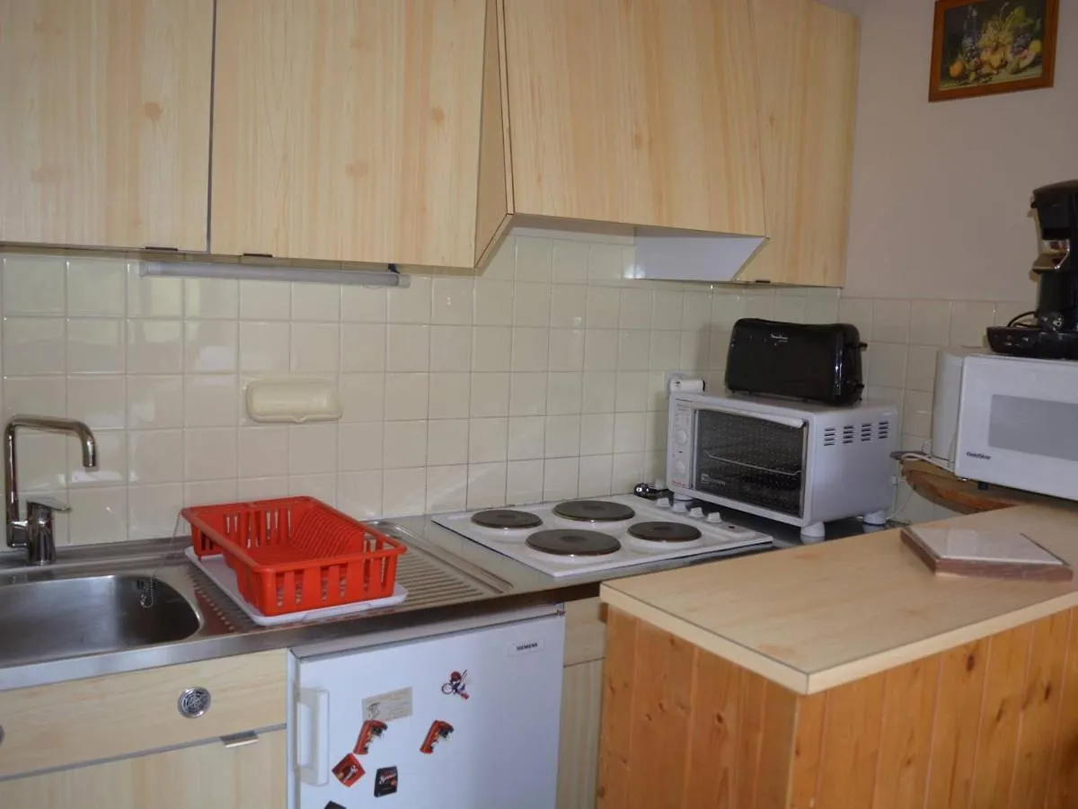 Studio 4 Pers, Le Grand-Bornand, Proche Centre Et Pistes - Fr-1-241-24 0*,  France